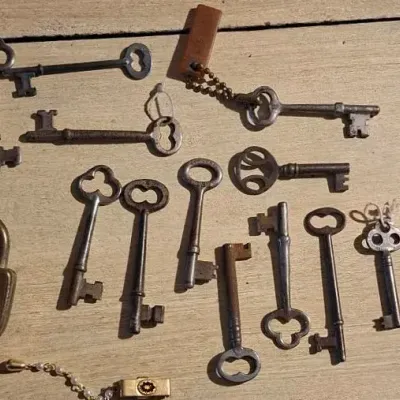 Vintage Keys