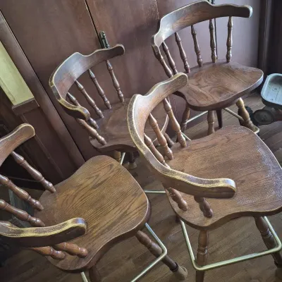 4 Matching Bar Stools