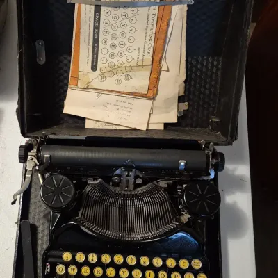 Vintage Typewriter in Case