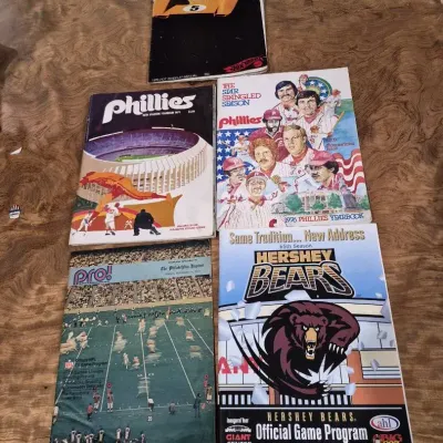 Vintage 1970's Magazines Phillies, Hershey Bears, Inquirer, Hot Wjeels