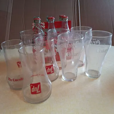Vintage Coca-Cola And 7up Glasses