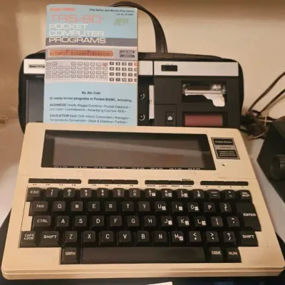 vintage Radio Shack TRS-80 Model 100 Portable Computer 