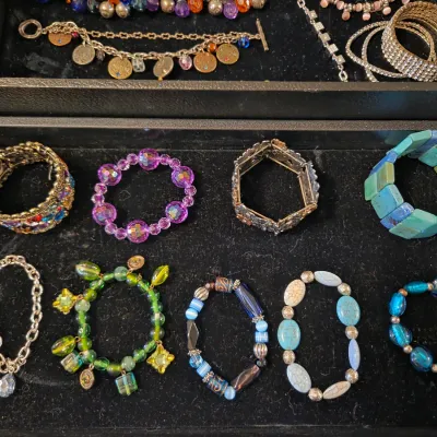 Sale Photo Thumbnail #2