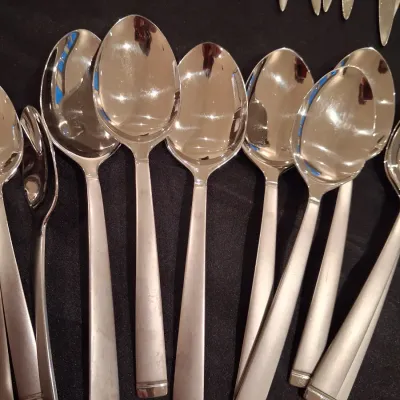 2 PARTIAL SETS OF STAINLESS STEEL FLATWARE