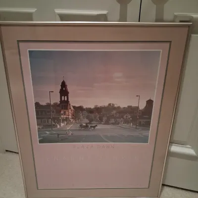 LEATHER SUITCASE AND SIGNED POSTER "PLAZA DAWN"