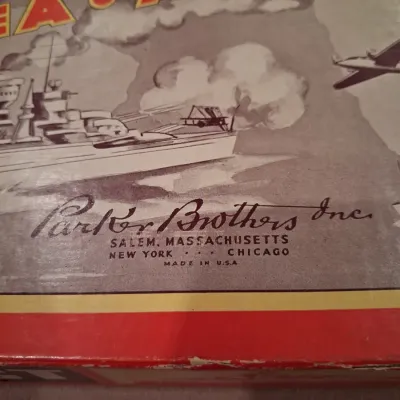 VINTAGE MANHUNT AND CONFLICT BOARD GAMES