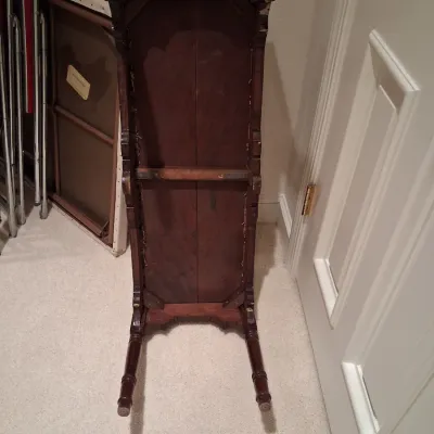 VERY NICE BENCH IN GREAT SHAPE