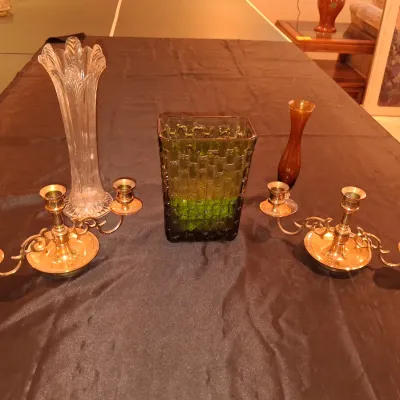 2 HEAVY BRASS CANDLESTICKS AND 3 VASES