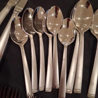 2 PARTIAL SETS OF STAINLESS STEEL FLATWARE