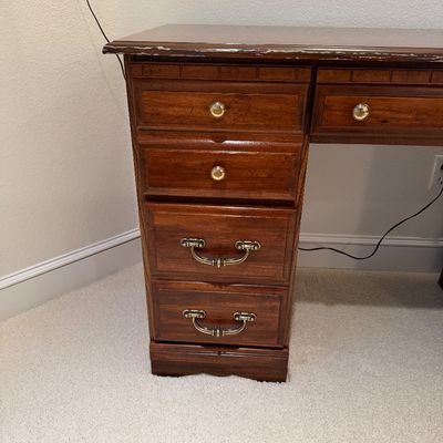 VINTAGE OFFICE DESK WITH 5 DRAWERS, CHAIR AND LAMP