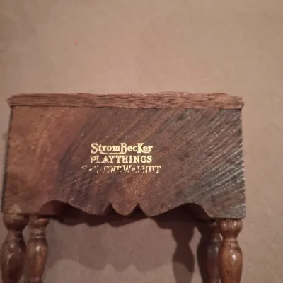 QUALITY WOODEN DOLL HOUSE FURNITURE AND VINTAGE DOLLS