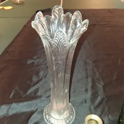 2 HEAVY BRASS CANDLESTICKS AND 3 VASES