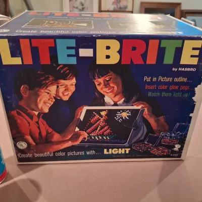 LITE-BRITE, PUZZLES AND LEAPING LETTERS GAME