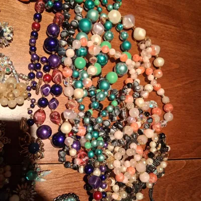 VINTAGE COSTUME JEWELRY FOR CRAFT PROJECTS