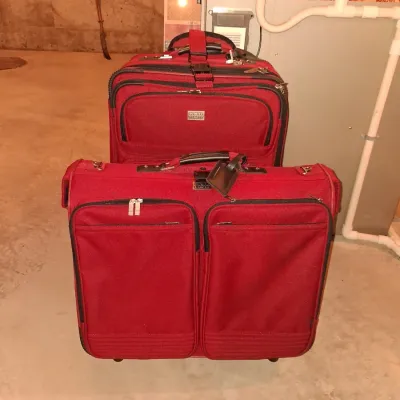 SUITCASE AND GARMENT BAG BOTH ON 2 WHEELS