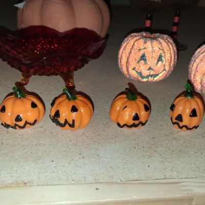 HALLOWEEN/FALL DECOR
