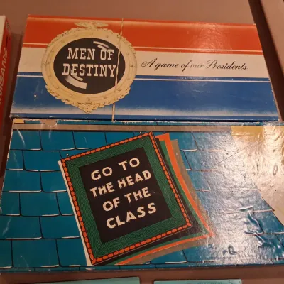 PLASTIC US MAP PUZZLE AND BOARD GAMES