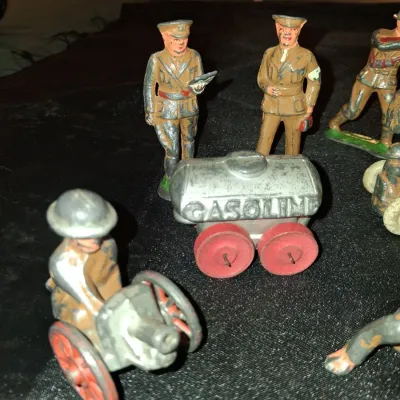 LEAD TOY MILITARY FIGURES (2)