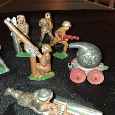 LEAD TOY MILITARY FIGURES (3)