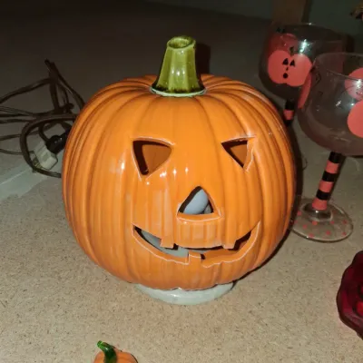 HALLOWEEN/FALL DECOR