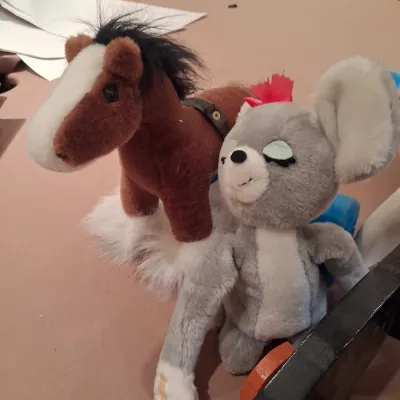 WIND UP RABBIT, PLUSH ANIMALS, SHOPPING CART AND PULL TOY