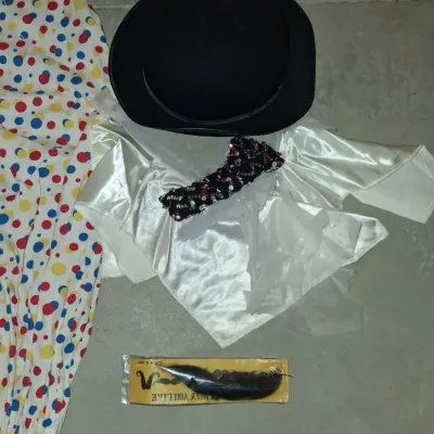 CHILDREN'S HALLOWEEN COSTUMES