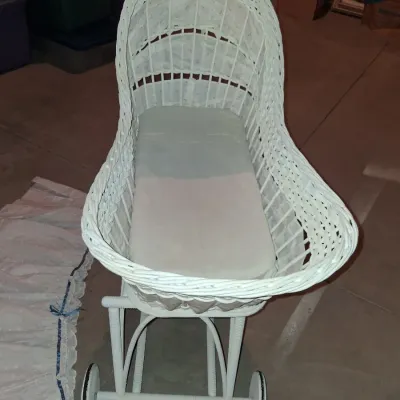 WICKER BASSINET SOLD AS A DISPLAY ITEM