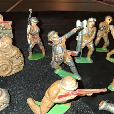 LEAD TOY MILITARY FIGURES (3)