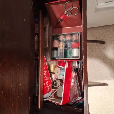 STAND ALONE SEWING BASKET WITH 2 HINGED LIDS AND FULL OF NOTIONS