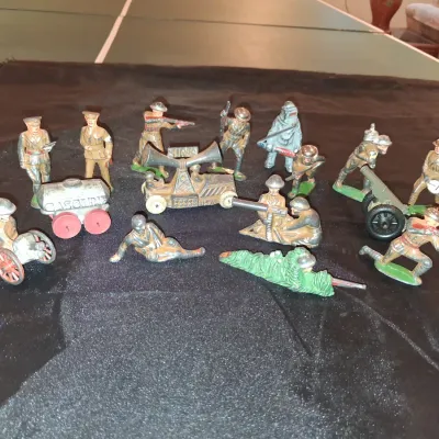 LEAD TOY MILITARY FIGURES (2)