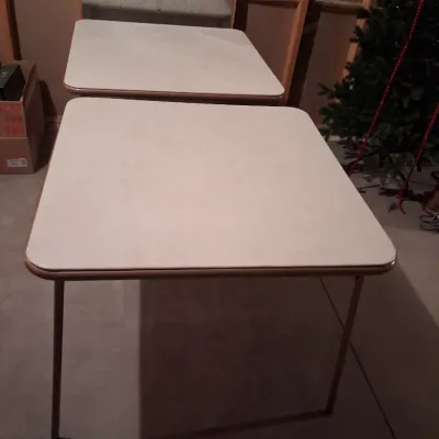 2 FOLDING CARD TABLES