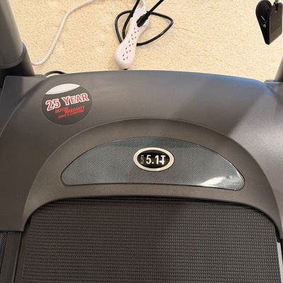 HORIZON FITNESS ELITE SERIES 5.1T TREADMILL, DUMBBELLS, ANKLE WEIGHTS AND TUNTURI ERGOMETER ORIGINALS UPRIGHT EXERCISE BIKE