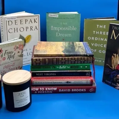 CL118 Lot Of Spiritual Books with Candles