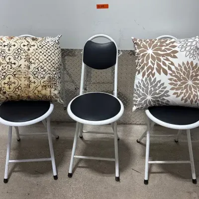 CL119 Folding Stools And Pillows