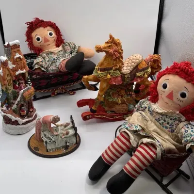 CL148 Collectibles!!  Raggedy Ann Dolls, Musical Horse & More