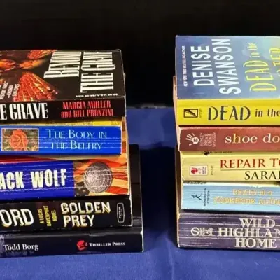 10 Mystery & Crime Thriller Paperback Books - John Sandford, Denise Swanson