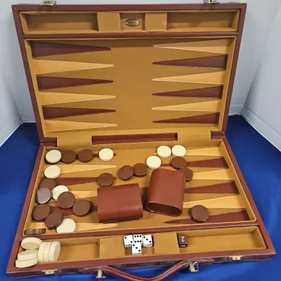 Vintage Fred Roberts Backgammon Set In Case