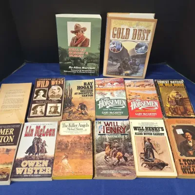 Western Books - Will Henry, Gary McCarthy, Ray Hogan