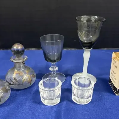 VTG Collectible Glassware - Woltra Eye Wash Cup In Box, Perfume Bottles, Cordial Glasses