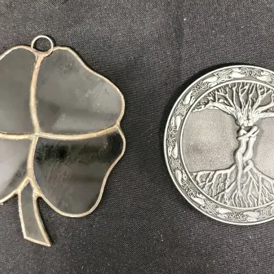 Good Luck - Silver Tone Tree Of Life Belt Buckle, Green Stained Glass 4-Leaf Clover