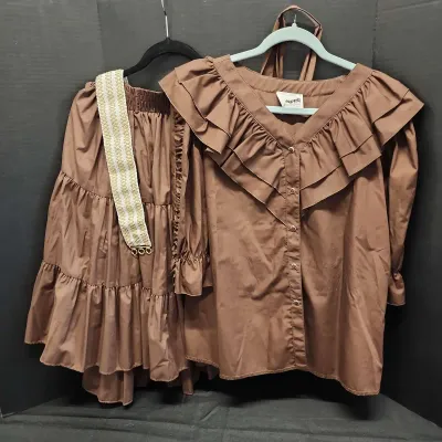 Women's Country Western Dancing Outfit - Brown, L , Ruffled Top, Gold Belt, Neckerchief, Mondiki
