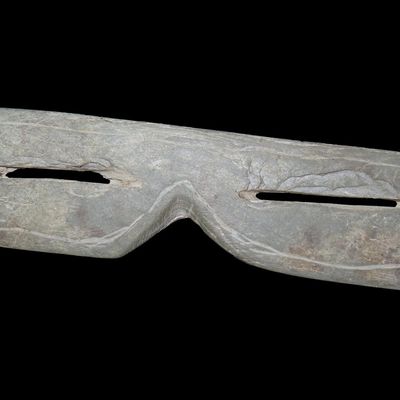 Sale Photo Thumbnail #171: 5 5/8" Eskimo / Inuit Snow Goggles, Motley & Leithoff COA, Alaska