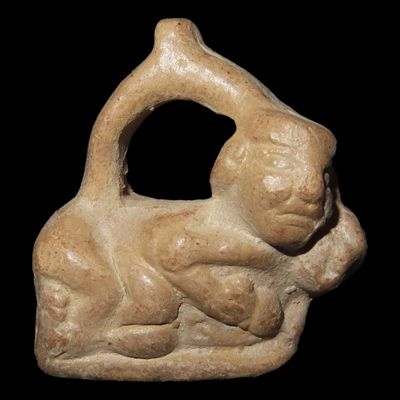 Sale Photo Thumbnail #373: Pre-Columbian Pottery Effigy