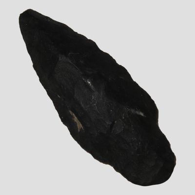 Sale Photo Thumbnail #487: 2 1/8" Arrowhead, Black Basalt, Northern California