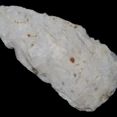 Sale Photo Thumbnail #770: 1 3/4" Scottsbluff, Springfield, Missouri, Found by Roland Schumate, 10,000-9000 BP