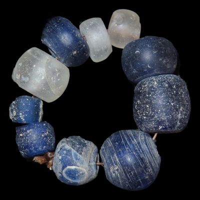 Sale Photo Thumbnail #582: Dutch Blue and White Trade Beads, 1500-1800