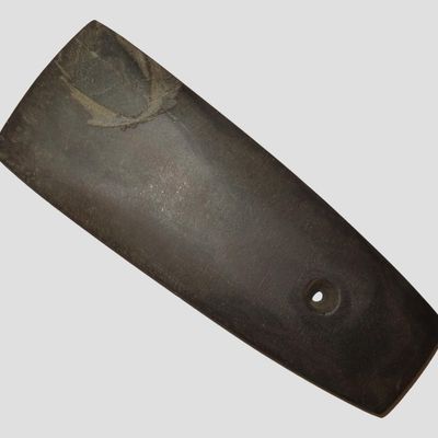 Sale Photo Thumbnail #165: 5 3/8" Pendant, Motley & Leithoff COA, Slate, Mason Co., Illinois
