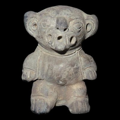 Sale Photo Thumbnail #292: 3 1/8" Pre-Columbian Pottery Figurine, South America