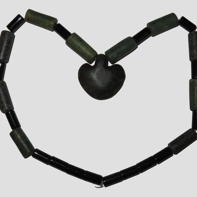 Sale Photo Thumbnail #312: Pre-Columbian Tairona Bead Necklace