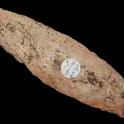 Sale Photo Thumbnail #116: 5" Colorful Harahey Blade, Heat-Treated Burlington Chert, Ford Co., Illinois, Heavily Patinated, Ex. Don Scott, Ex. Jeff Hipskind